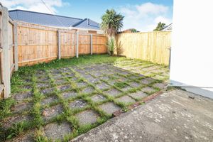 Photo 6- click for photo gallery